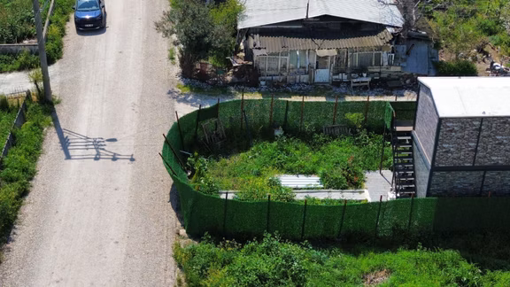 Kurşunlu Gençalide Satılık 126 M² Köşe Hisseli Parsel 1