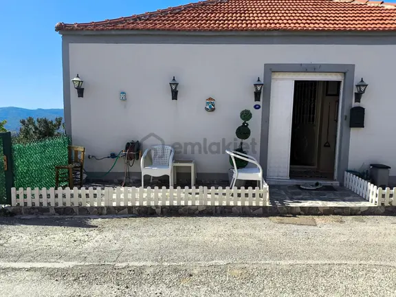 Seferihisar Beyler Köyü’nde Oturmaya Hazır Müstakil Köy Evi 2
