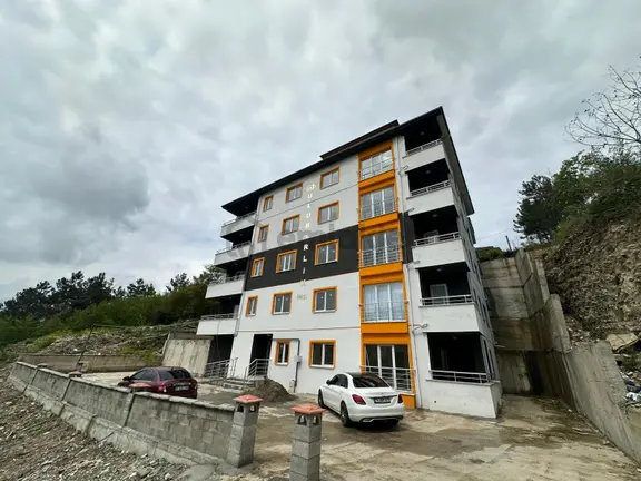 Bilgin Emlaktan Merkezde Sıfır 2+1 Satılık Daire 1