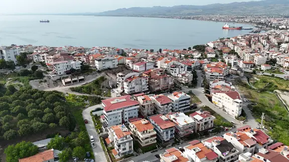 İzmir Dikili Gazipaşa Mahallesinde Satılık 4+1 Dubleks Daire 1