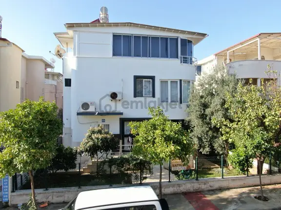 Didim Merkezde Satılık 4+1 Tripleks Villa Acil Şok Fiyata Düştü - Denize Yakın 1