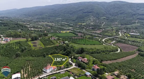 Remax Maviden Yeşilvadide Müstakil Ev Ve 3960 M2 İmarlı Arsası 2