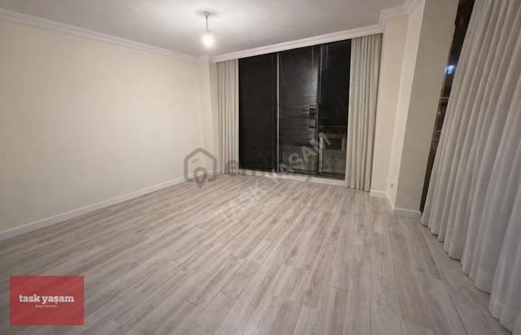Nişantaşında Tadilatlı Asansörlü Geniş 1+1 Kiralık Daire 2