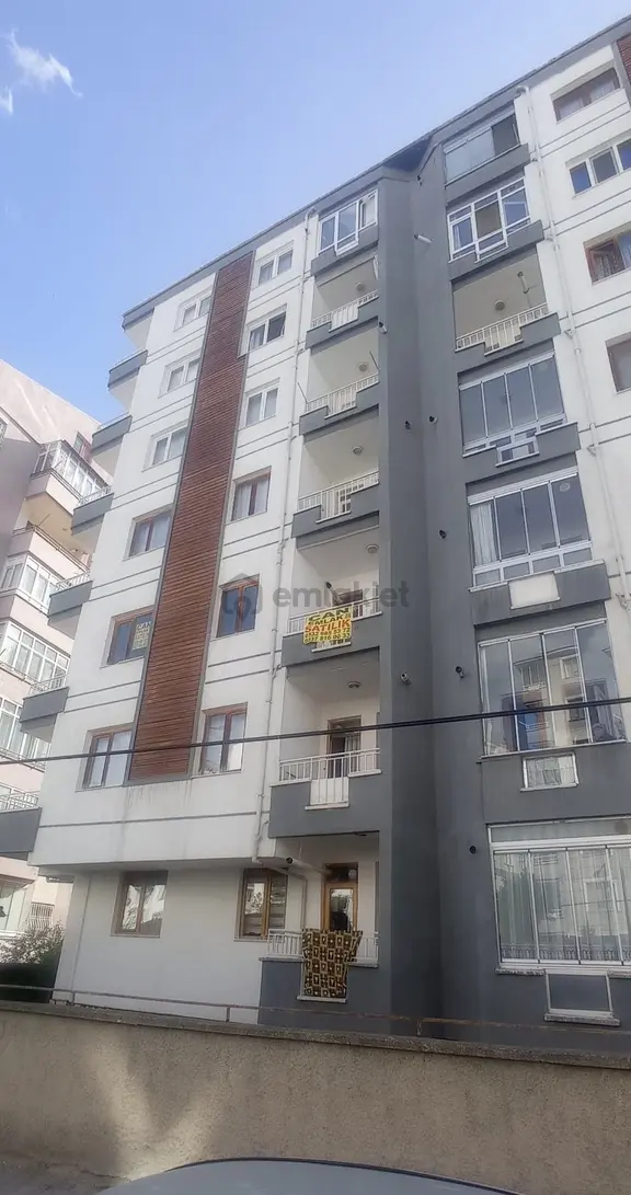 Dalmaz Mah.özüdoğru Apt.a Blok Kat 2 Daire 10 Da 3+1 Kilwerli Ebebeyn Banyolu 1