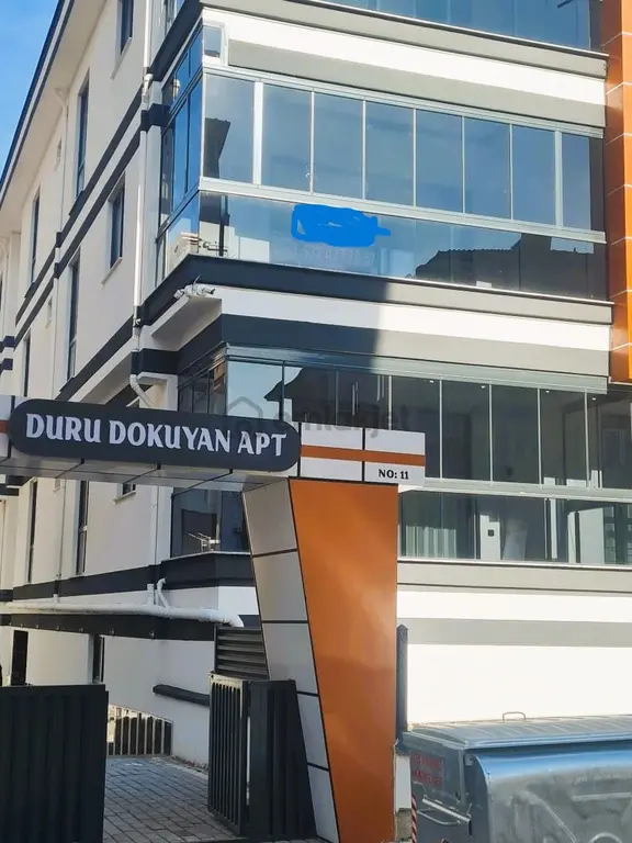 Bahçelievler'de Sıfır Binada Geniş Balkonlu 0+3 Daire 1