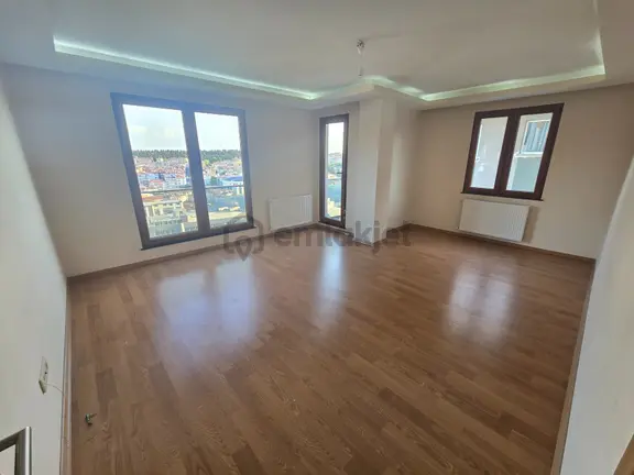 Yeni Binada Önü Açık Asansörlü 2+1 90 M2 Boş Fırsatt Acill 1