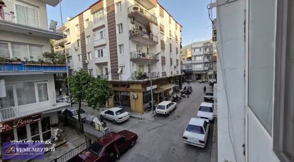 Yenilmez Emlaktan Satılık Merkezde Daire 1