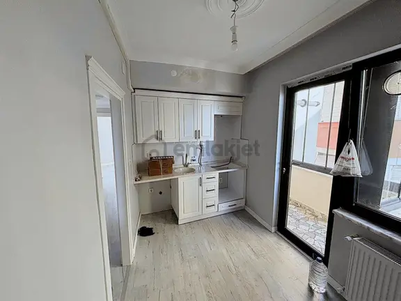 3 Nolu Erdoğdu Mah. Kiralık 5. Kat 2+1 Daire 2
