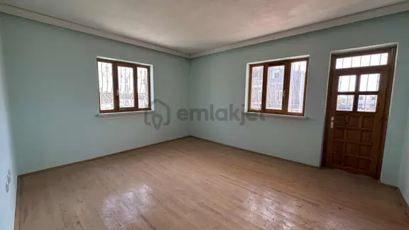 Emin Emlaktan 8 Kat İmar Avantajlı,villa Bölgesinde Müstakil Ev 1