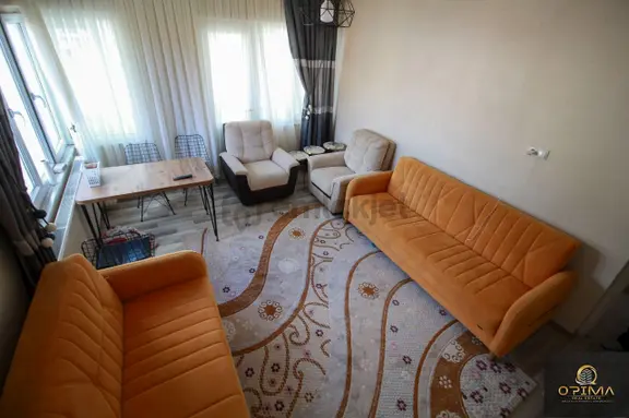 Opima Emlak'tan Ocaklar Mahallesinde Çarşı Merkezde Satılık 2+1 Daire 2