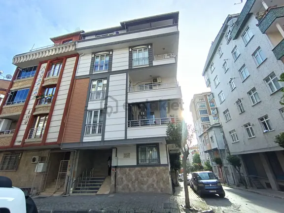 Bağcılar Meydana Yakın Yavuz Selim M. Ayrı Girişli 120 M²dubleks 1