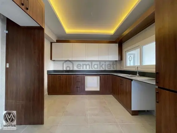 Beştepe'de Satılık 2.5+1 Oturuma Hazır Daire 1