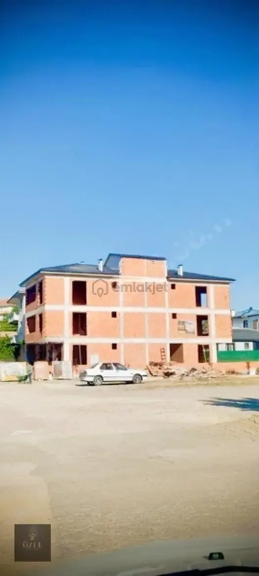 Özel İnşaat'tan Bahçelievler Mahallesinde Satılık Daire 2