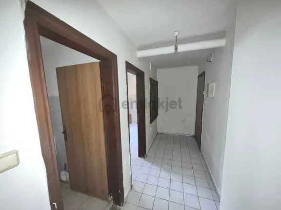 Alanya Güller Pınarı Mahallesi'nde 1+1 Kiralık Daire Bodrum Kat 2