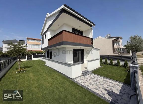 ▃▅▇seta Grup▇▅▃ Çift Yola Cepe Pezajlı Geniş Bahçeli Merkezde 1