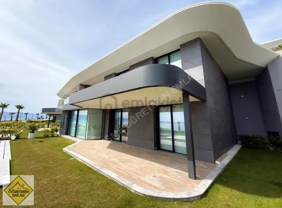 Çeşme Ayasaranda Noa Terrace'da Full Manzaralı Müstakil Villa 1