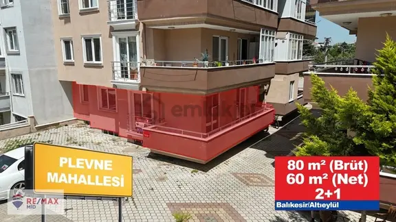 Remax Mid Plevne Mah. Hürriyet Caddesi'nde Satılık 2+1 Daire 1