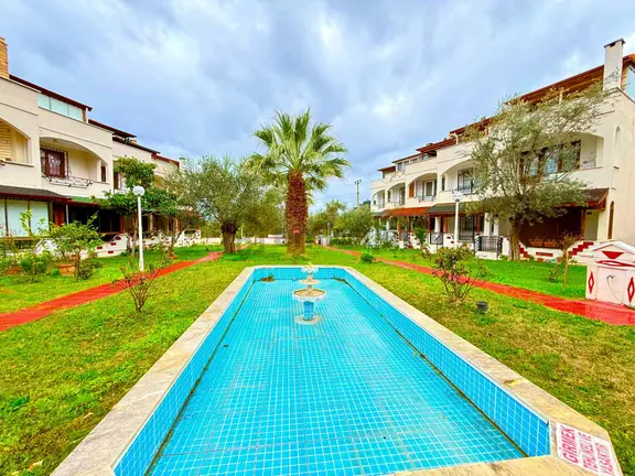 Yükselden Gürede Denize 500 Metre Ful Bakımlı Şömineli 4+1 Villa 1