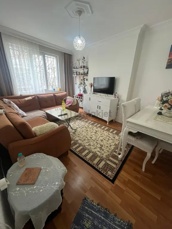 Bakırköy Osmaniyede Satılık 2+1 Daire 2
