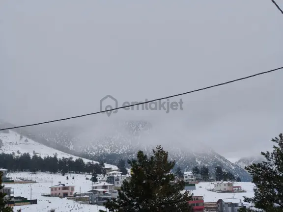 Kar Emlaktan Yenikonacık Bozkırlı Mevkiinde 400 M2 Satılık Arsa 1