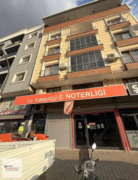 Fatih Sanayi Sitesi Girişi Satılık Batar Katlı Dükkan