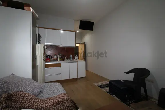 Aslan'dan Üniversiteye Yakın Eşyalı Kiralık 1+0 2