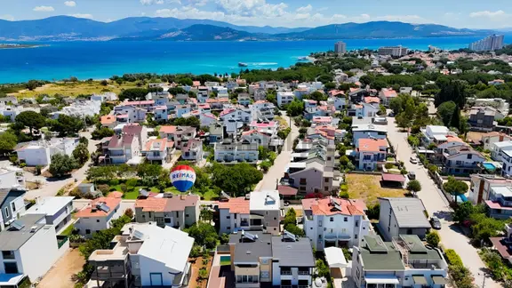 Didim Yeşilkentin Kalbinde Donanımlı Denıze Çok Yakın4+1tribleks 2
