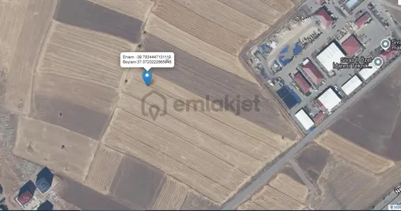 Ahmet Turangazi Mahallesinde Yatırımlık Konut İmarlı Arsa Hissesi 1