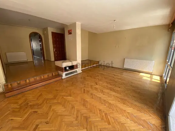 Konak Göztepe İnönü Caddesi’nde Satılık 3+1 Daire 2
