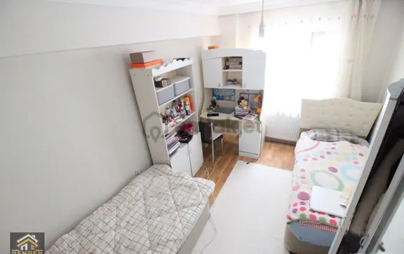 Hemdem Gayrimenkul'den Piyade'de Ana Cadde Üzeri 3+1 Satılık Daire 2