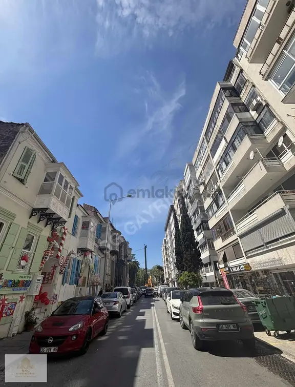 Msg'den Mithatpaşa Caddesi Merkezi Lokasyonda Satılık Dükkan 2