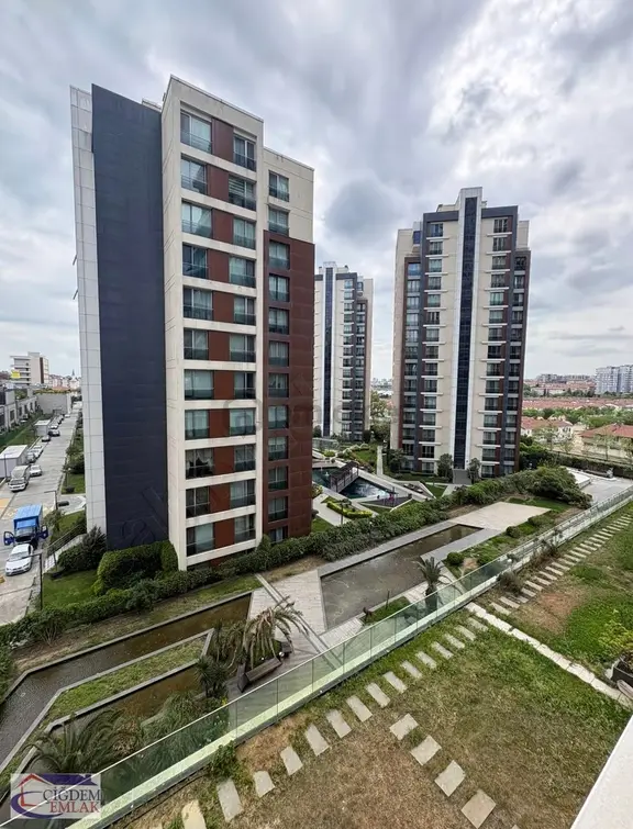 The İstanbul Residence Projesinde 1+1lerinen Büyük Geniş Dairesi 2