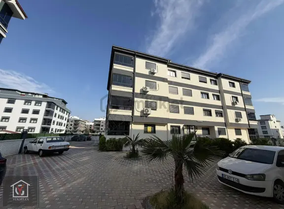 Torbalı Mahallesinde Havuzlu Butik Site İçerisinde 2+1 2