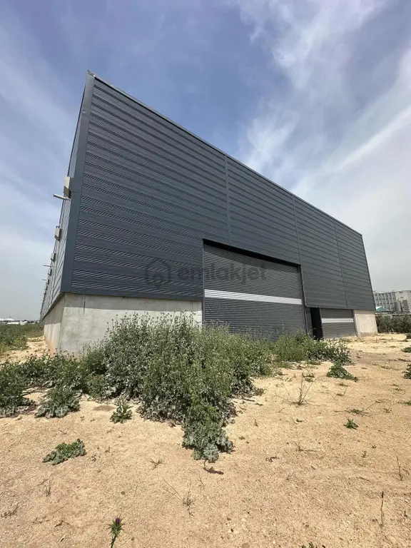 Zorlu'dan E5 Üzeri Sıfır Yapı Kiralık Depo ! 2