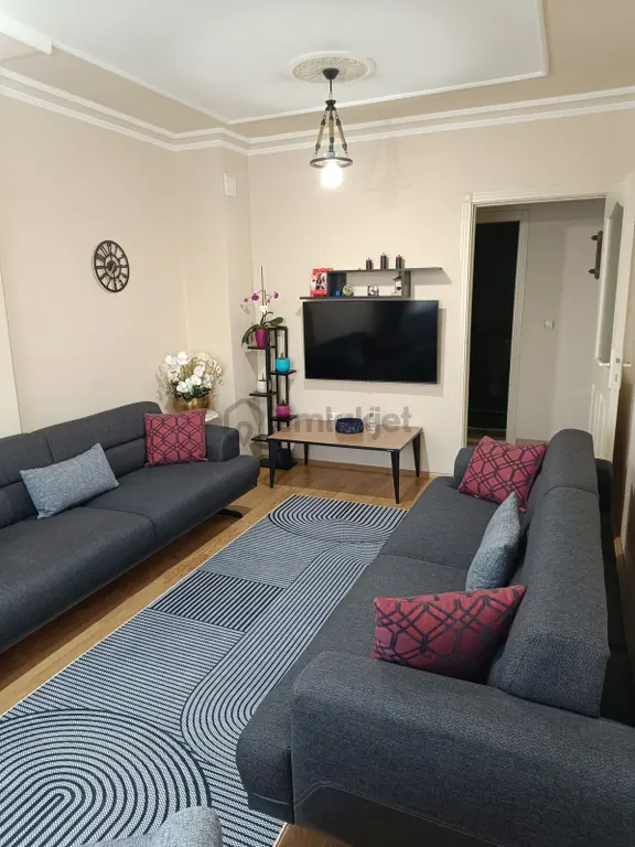 Aksaray Toki 3. Etapta Satılık 2+1 Yapılı, Cadde Cepheli 2