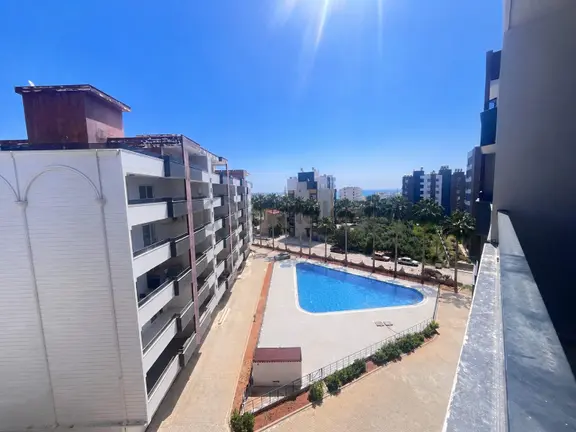 Erdemli Limonlu’da Kiralık 2+1 Geniş Daire – Havuzlu Site İçerisinde! 🌴🏡 1