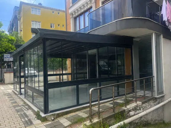 Güzelyalı Da Sahibinden Tek Kiralık İskanlı Düz Girişli İş Yeri 2