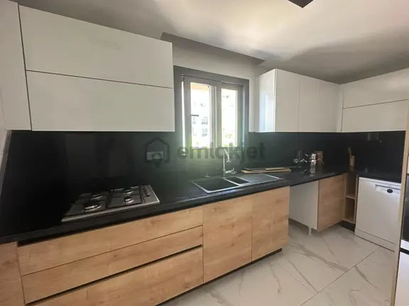 Deniz Manzaralı Eşyalı Tripleks Özel Havuzlu Villa 2