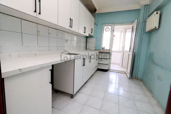 Emre Emlaktan Elvankent'te Gimsa Yanı Site İçi Arakatta 3+1 Kiralık Daire 2