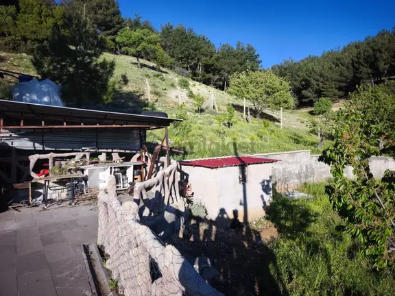 Yıldırım Emlak'tan Sarıkaya'da Fırsat 3.362 M2 Satılık Bağ Evi 1