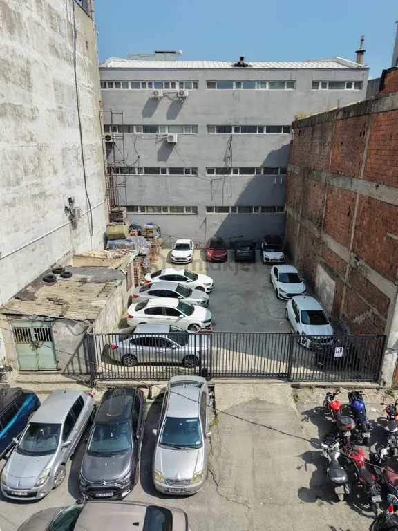 Sanayi Mahallesinde 5 Kat Yapı İzni Olan Satılık 315m2 Arsa 2