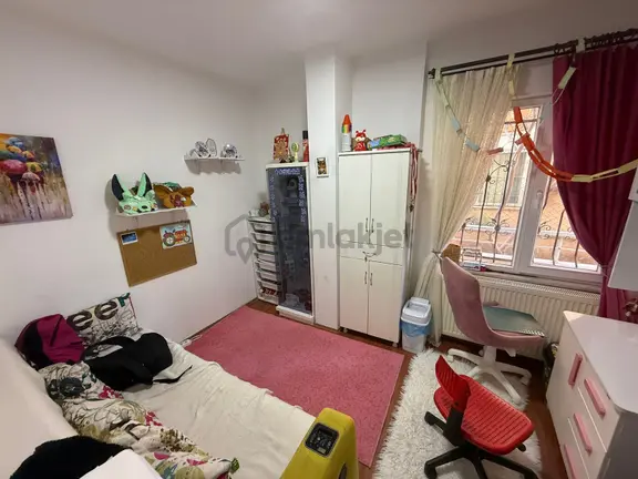 Ayvalık 150 Evler Kırlangıç Mevkii Satılık 4+1 Daire 2