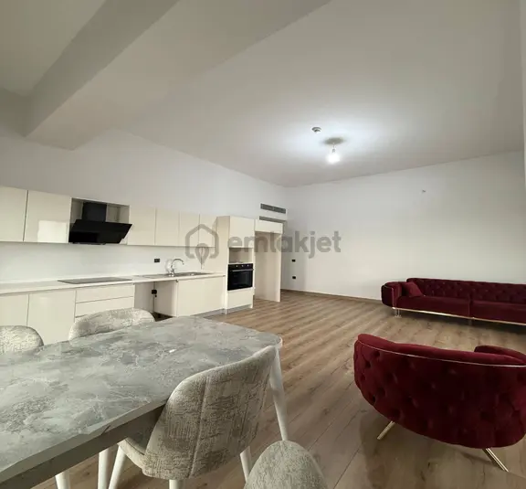 Havuzlu Otoparklı Manzaralı Ultra Geniş 3+1 Site İçi Ferah Daire 1