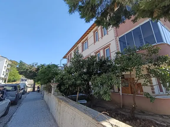 Rota'dan Hürriyet Mah.müstakil Komple Satılık Bina 1