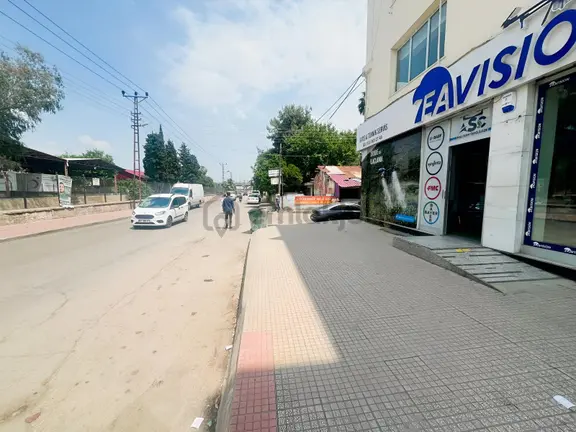 Zorlu Gayrimenkul'den Cumhuriyet Mah'de 650m2 Kiralık Mağaza 1