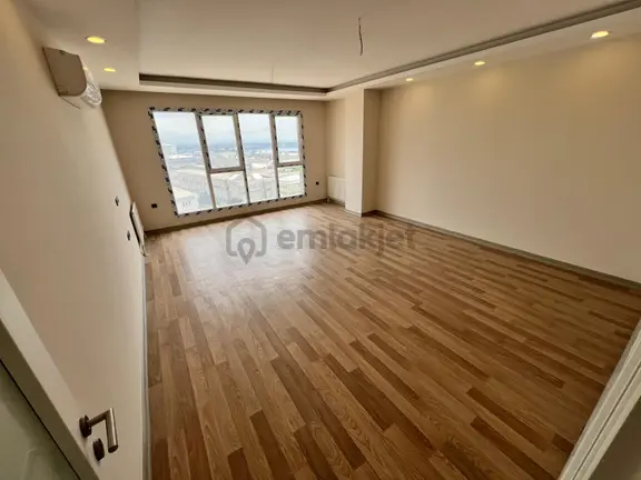 Pegaas'tan Reform Life'da Deniz-göl Manzaralı 5+2 Dublex Daire** 2