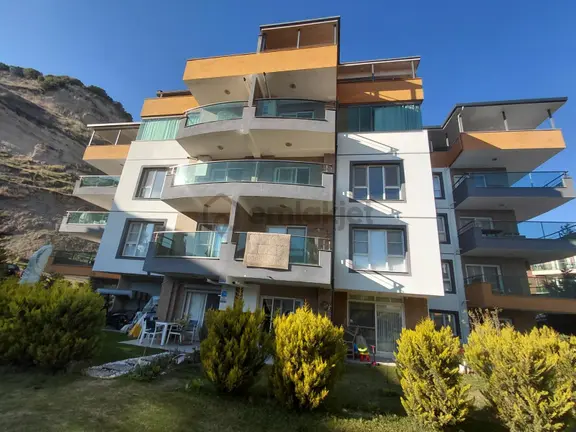 ** Havuzlu Sitede, Satılık, Masrafsız Ve Geniş Daire !!! 2