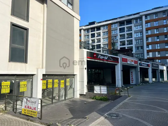 Pegaas'tan Reform Life'da 1225m2 Düz Giriş Kiralık Dükkan 1
