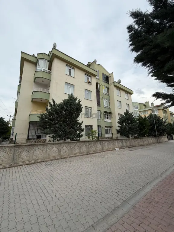 Tezcandan Yazırda 4+1 Dublex Bakımlı Satılık Daire 1