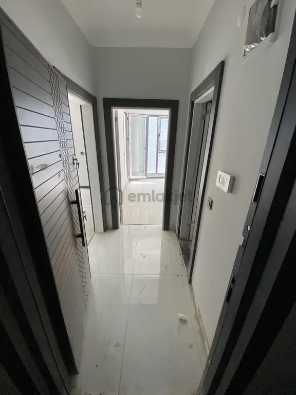 Prestijden Ara Kat Ön Cephe Asansörlü 1+1 Daire 2